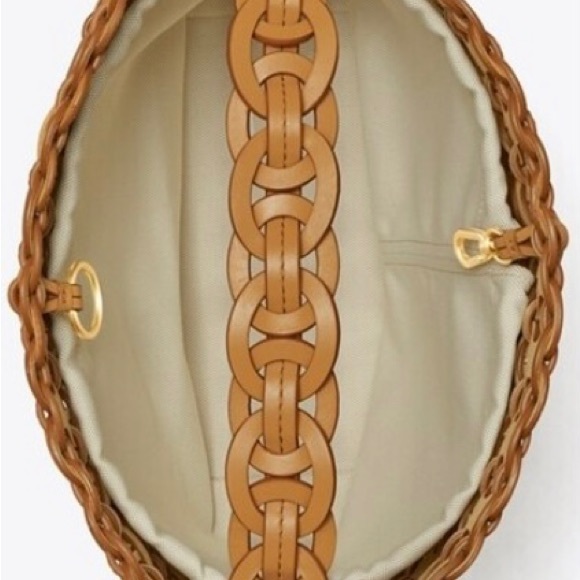 Tory Burch Bags Tory Burch Mcgraw Diecut Large Bucket Bag Poshmark